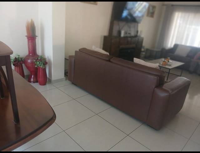 5 bed property for sale in RIDGEWAY